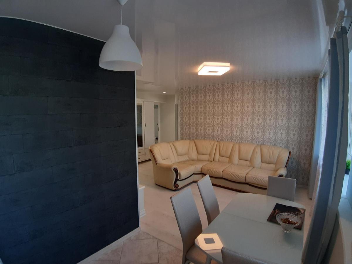 Appartment New In Center Mahiljow Eksteriør bilde
